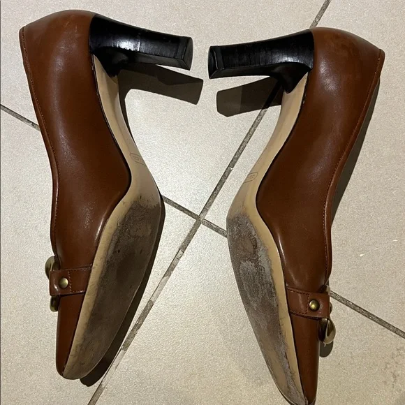 Coach Madyline Made in Italy- brown leather shoes- great condition - size 6,5 - Picture 11 of 16